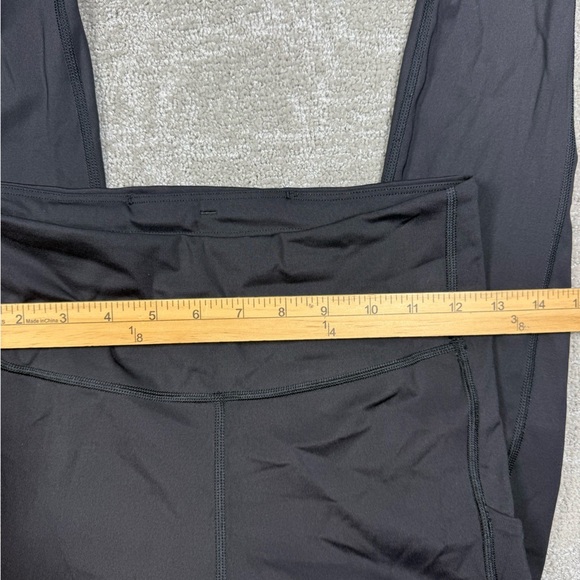 Athleta Ultimate Stash Pocket 7/8 tight Black Work Out Womens Size Small - Picture 3 of 6